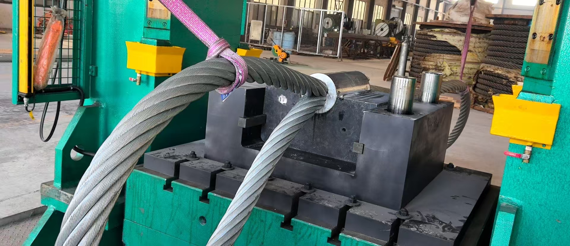 wire rope swaging machine